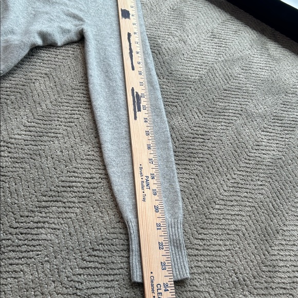 J.Crew Cashmere Cardigan Womens Small Gray Cropped Button Front - Picture 8 of 11